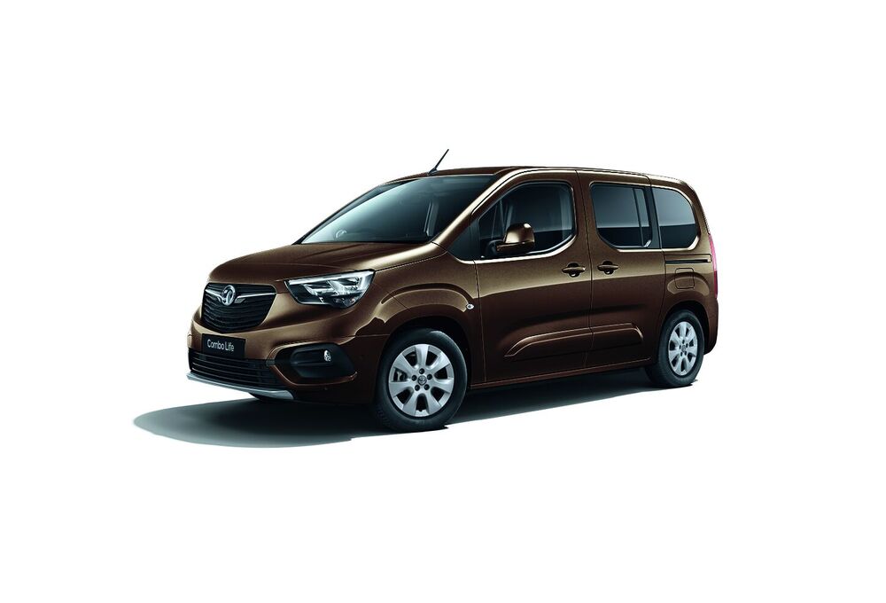 Combo Life Electric SE (5-seater) on Free2Move Lease Image
